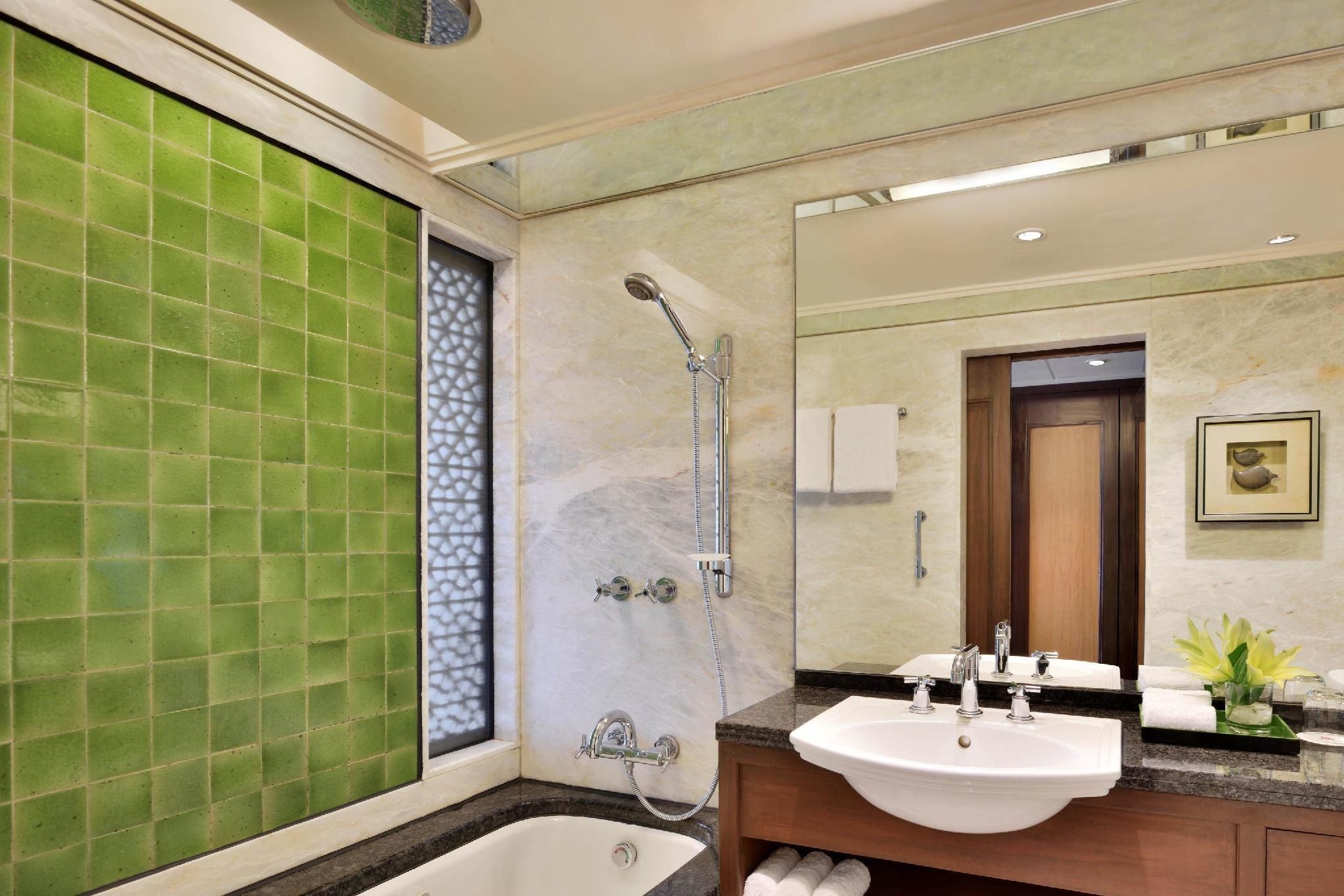 undefined Hyderabad Marriott Hotel & Convention Centre 10
