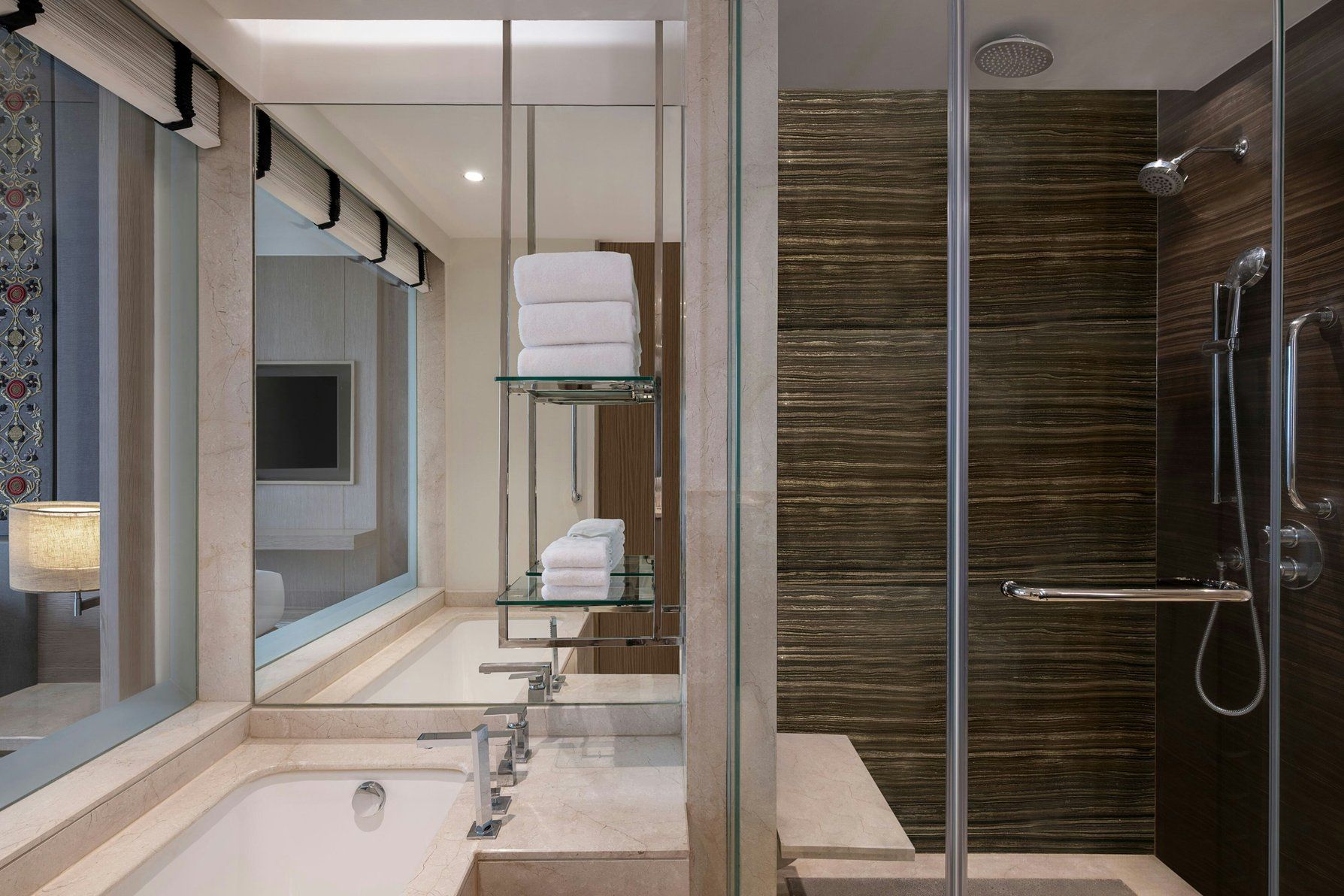 Sheraton Club Bathroom