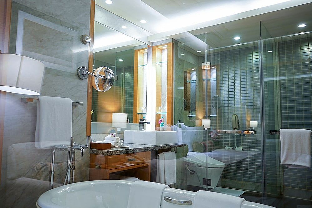 Crowne Plaza Hotel Gurgaon, an IHG Hotel Standard Room, 2 Twin Beds, Accessible 7