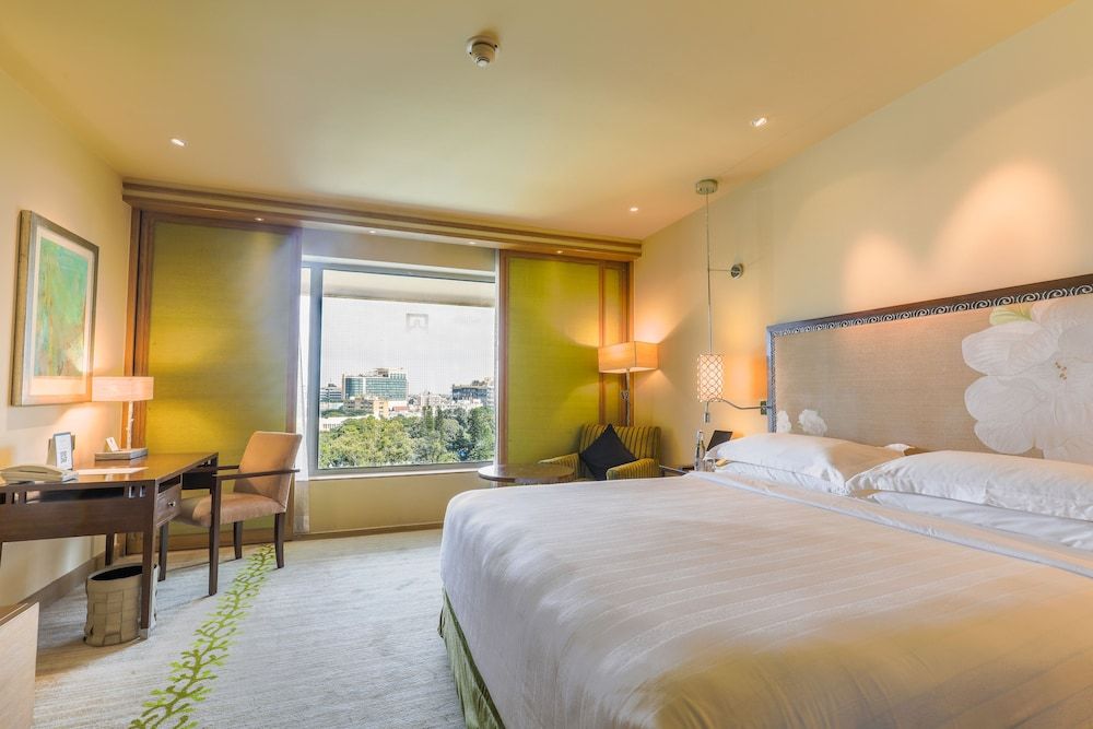 ITC Gardenia, a Luxury Collection Hotel, Bengaluru Room, 1 Queen Bed, Non Smoking, City View (Tower) 3