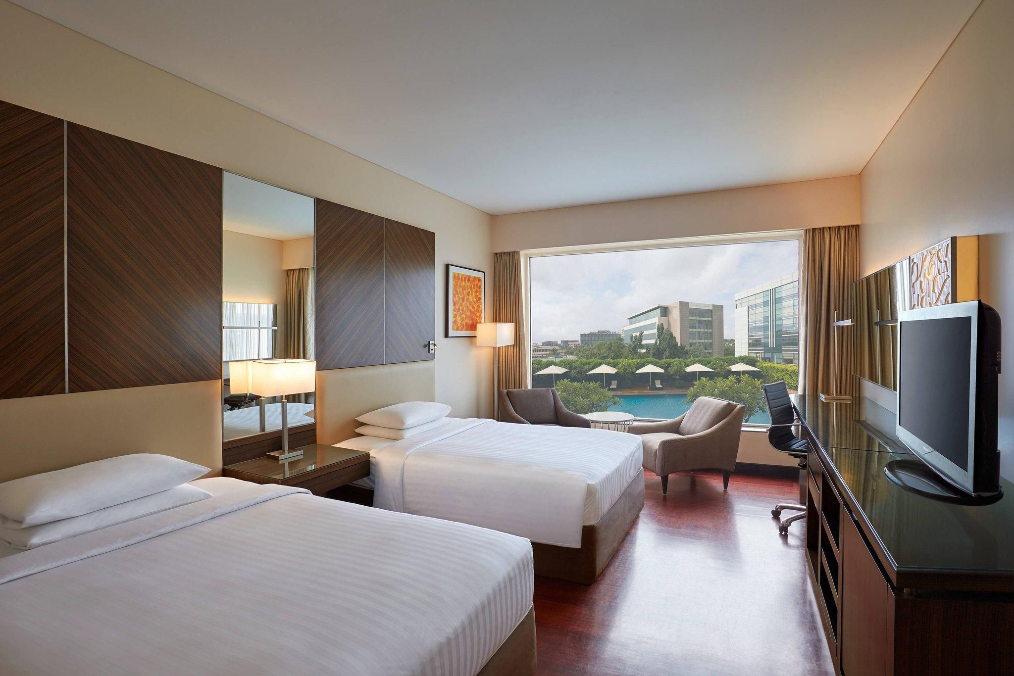 undefined Courtyard by Marriott Mumbai International Airport 4