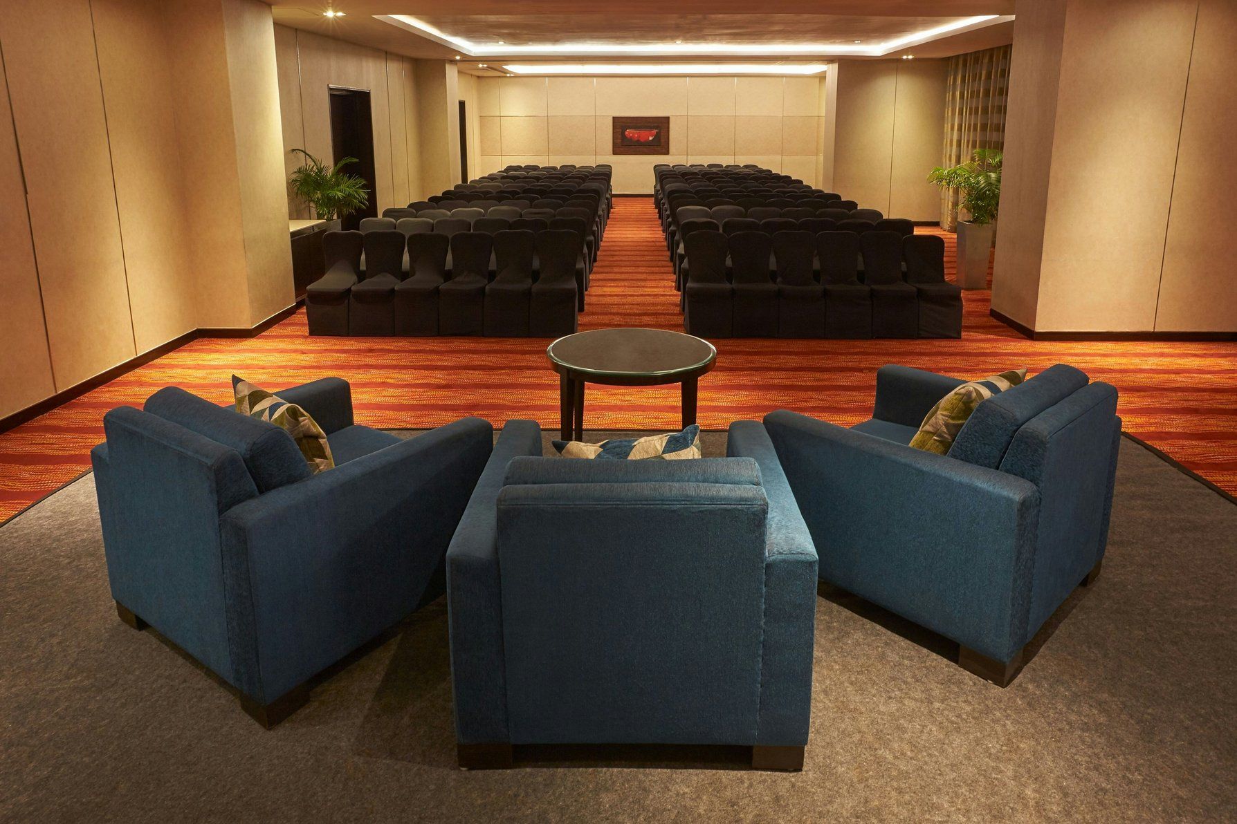 Pearl Meeting Room