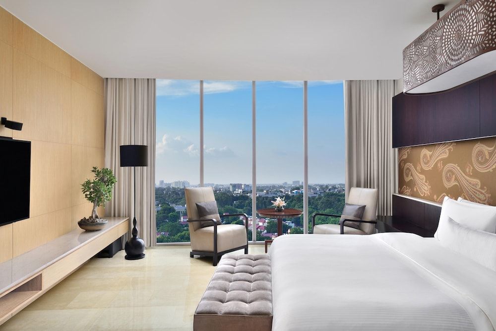 Club Suite, 2 Bedrooms, City View