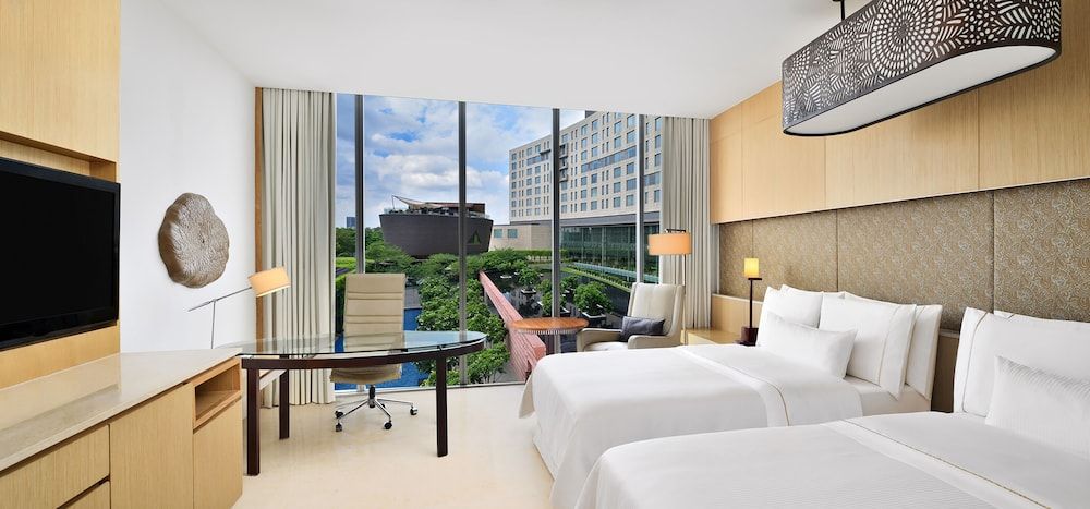 Club Suite, 2 Bedrooms, City View