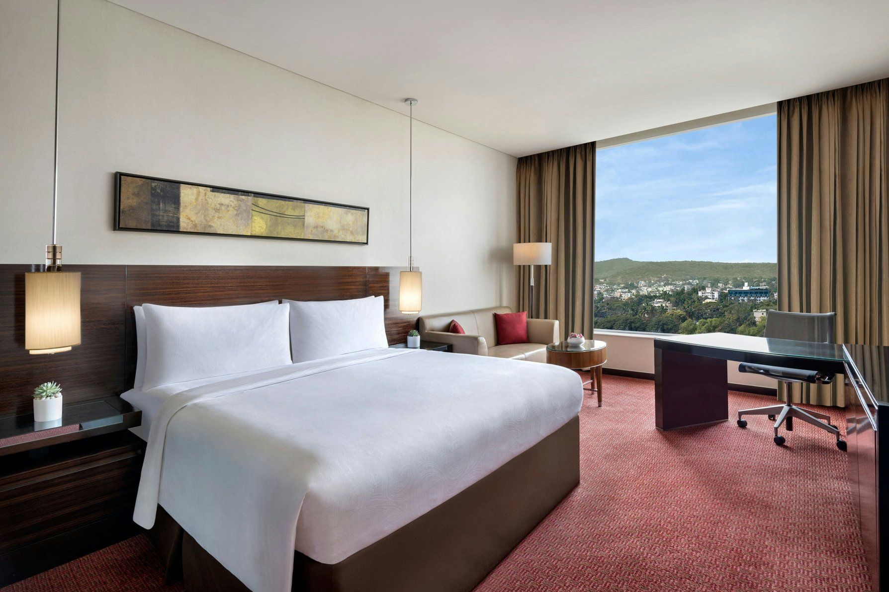 JW Marriott Hotel Pune Guest room, 1 King, City view