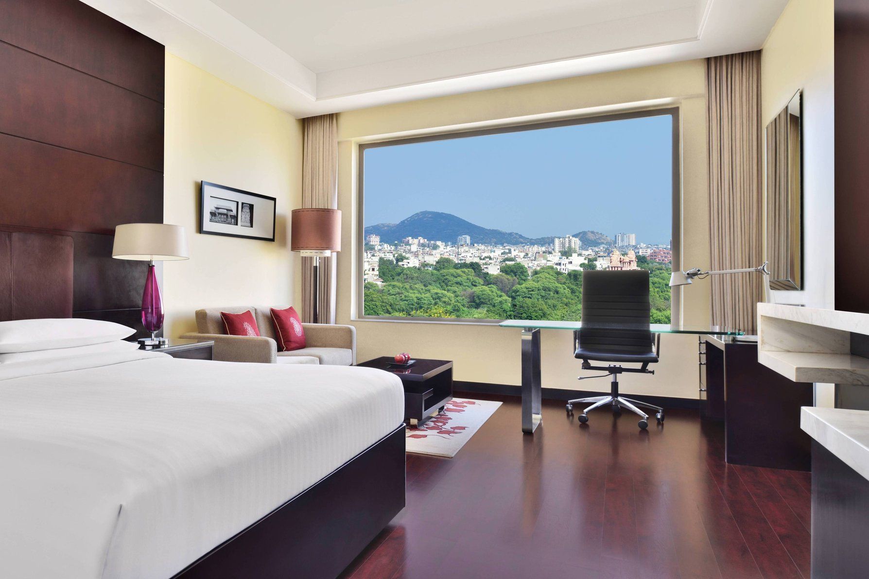 undefined Jaipur Marriott Hotel 7