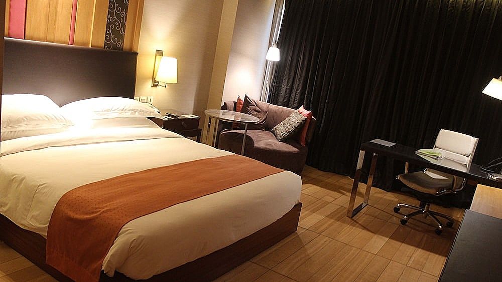 Standard Room, 1 King Bed, Smoking