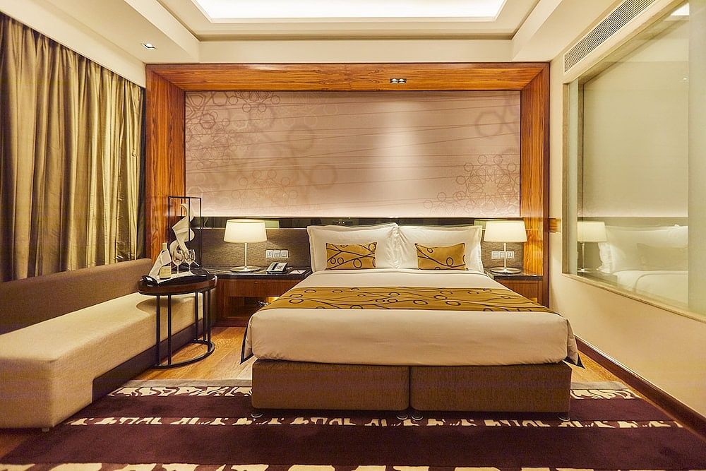 Crowne Plaza New Delhi Rohini, an IHG Hotel Standard Room, 1 King Bed, Non Smoking 3