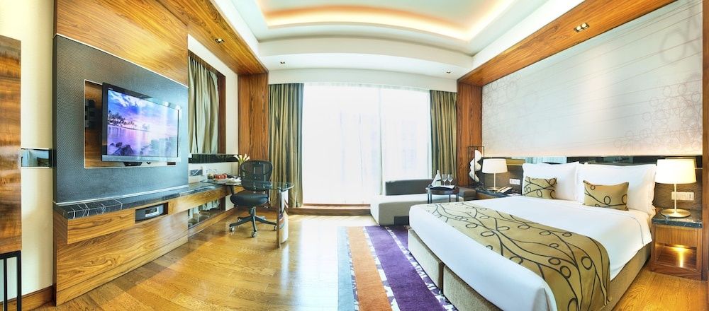 Crowne Plaza New Delhi Rohini, an IHG Hotel Standard Room, 1 King Bed, Non Smoking 12