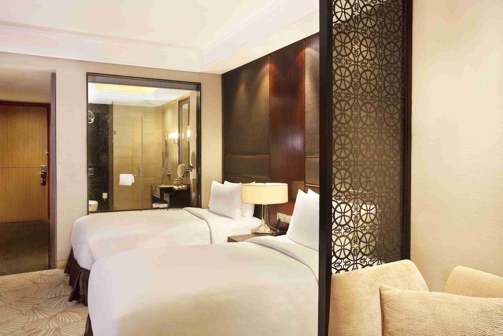 Crowne Plaza New Delhi Mayur Vihar Noida, an IHG Hotel Standard Room, 2 Twin Beds 2