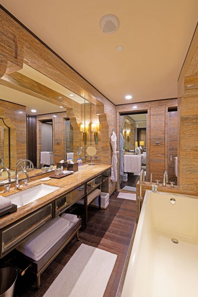 ITC Grand Chola, a Luxury Collection Hotel, Chennai House, City View 8