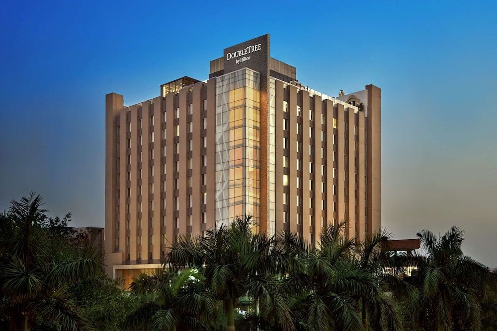 undefined DoubleTree by Hilton Gurugram Baani Square 8