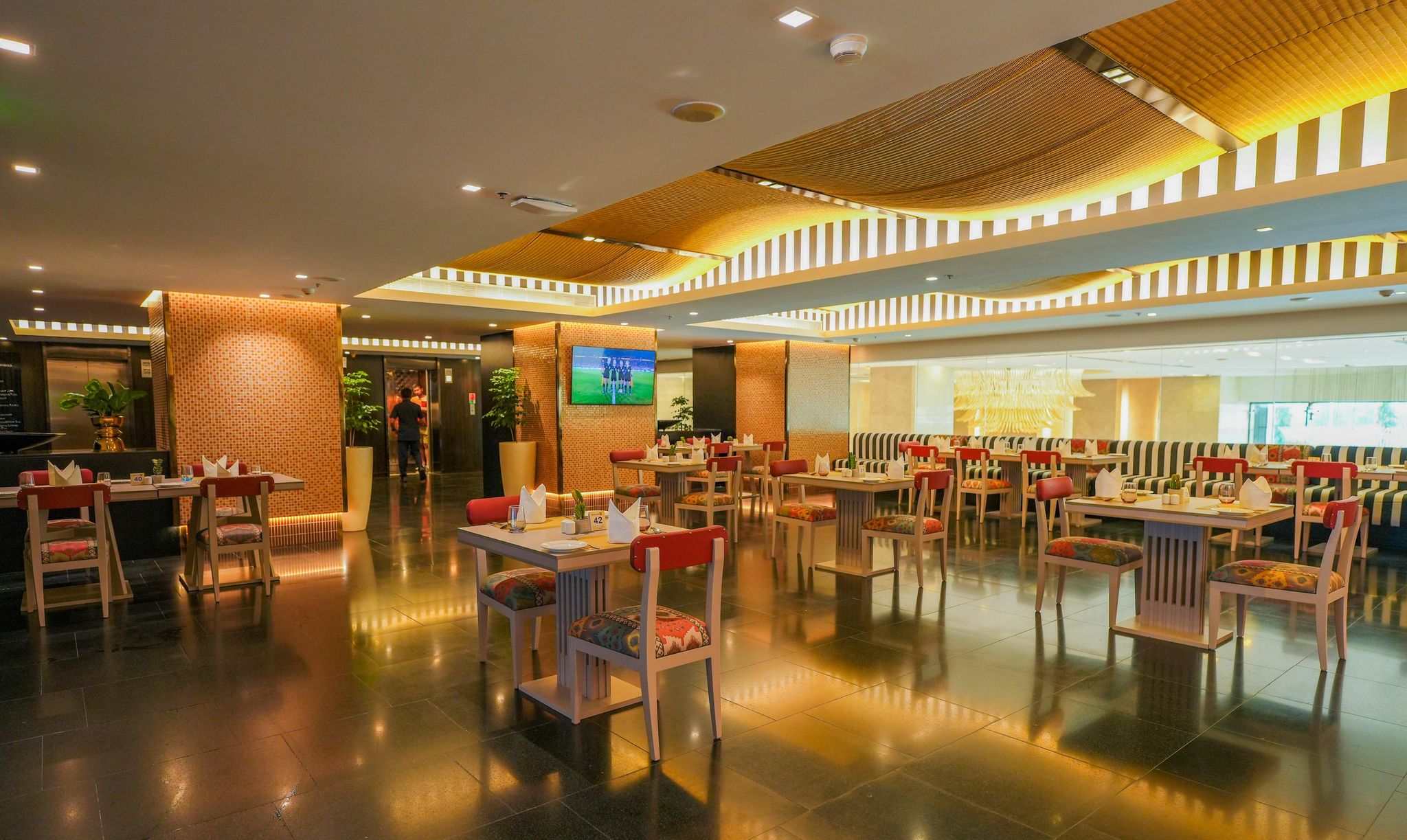 undefined Crowne Plaza Kochi, an IHG Hotel 3