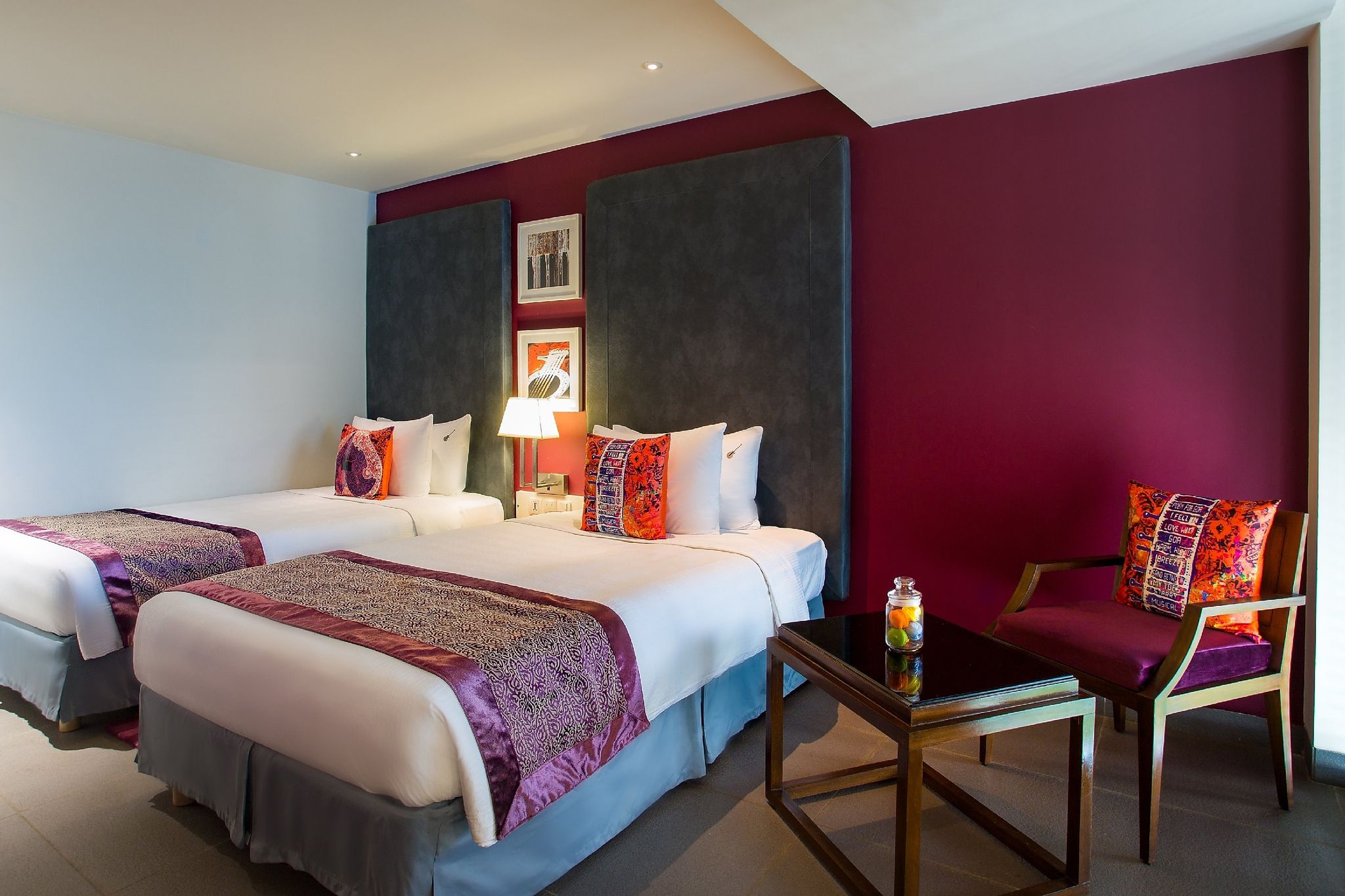 Deluxe Twin Room Bed
