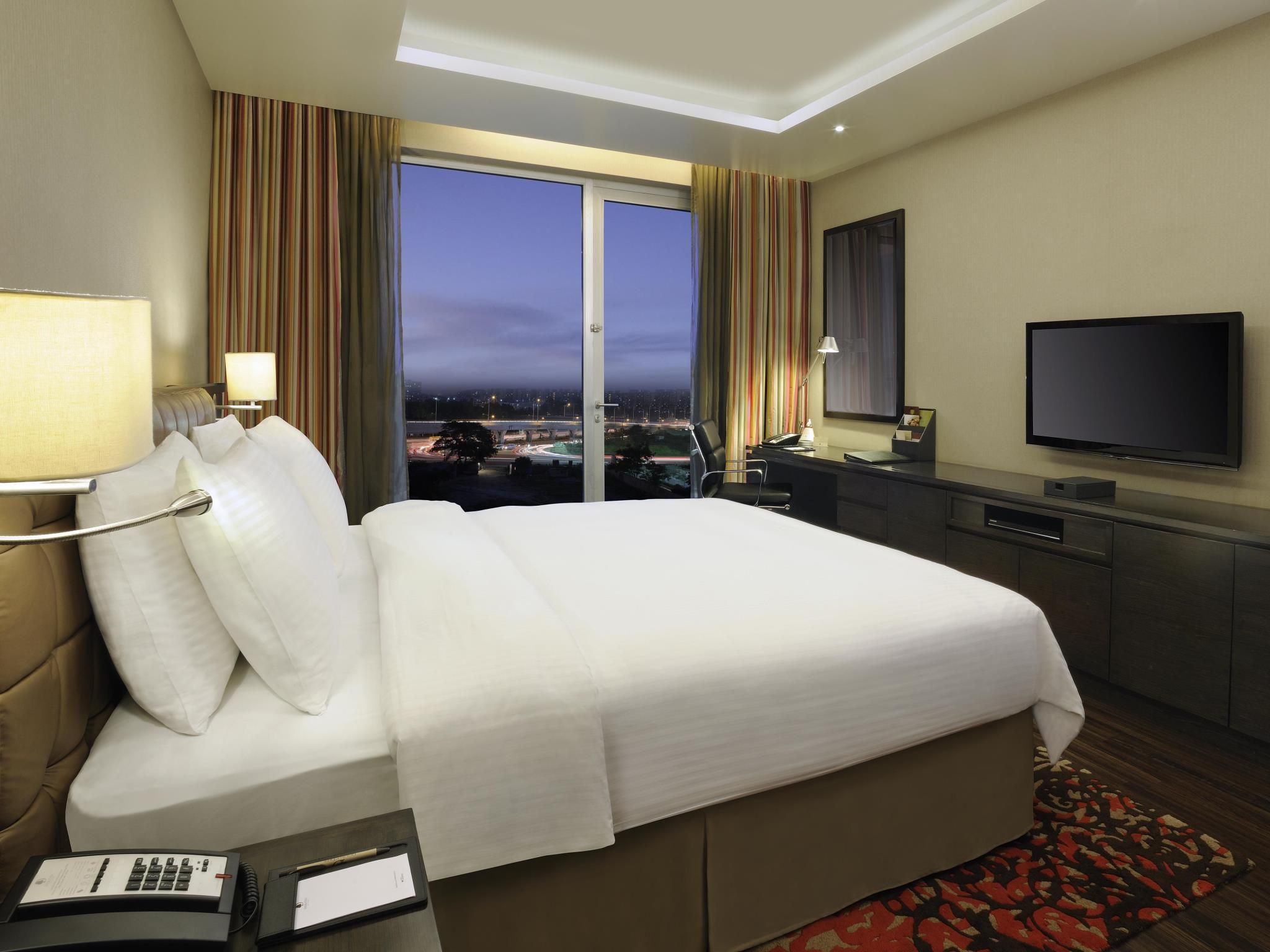 King Three Bedroom Suite with Balcony