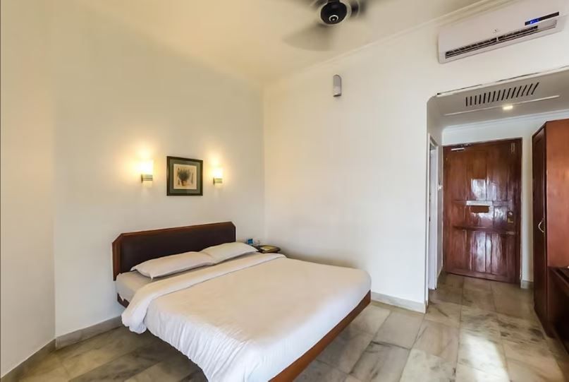 Mascot Beach Resort Standard AC Room 2