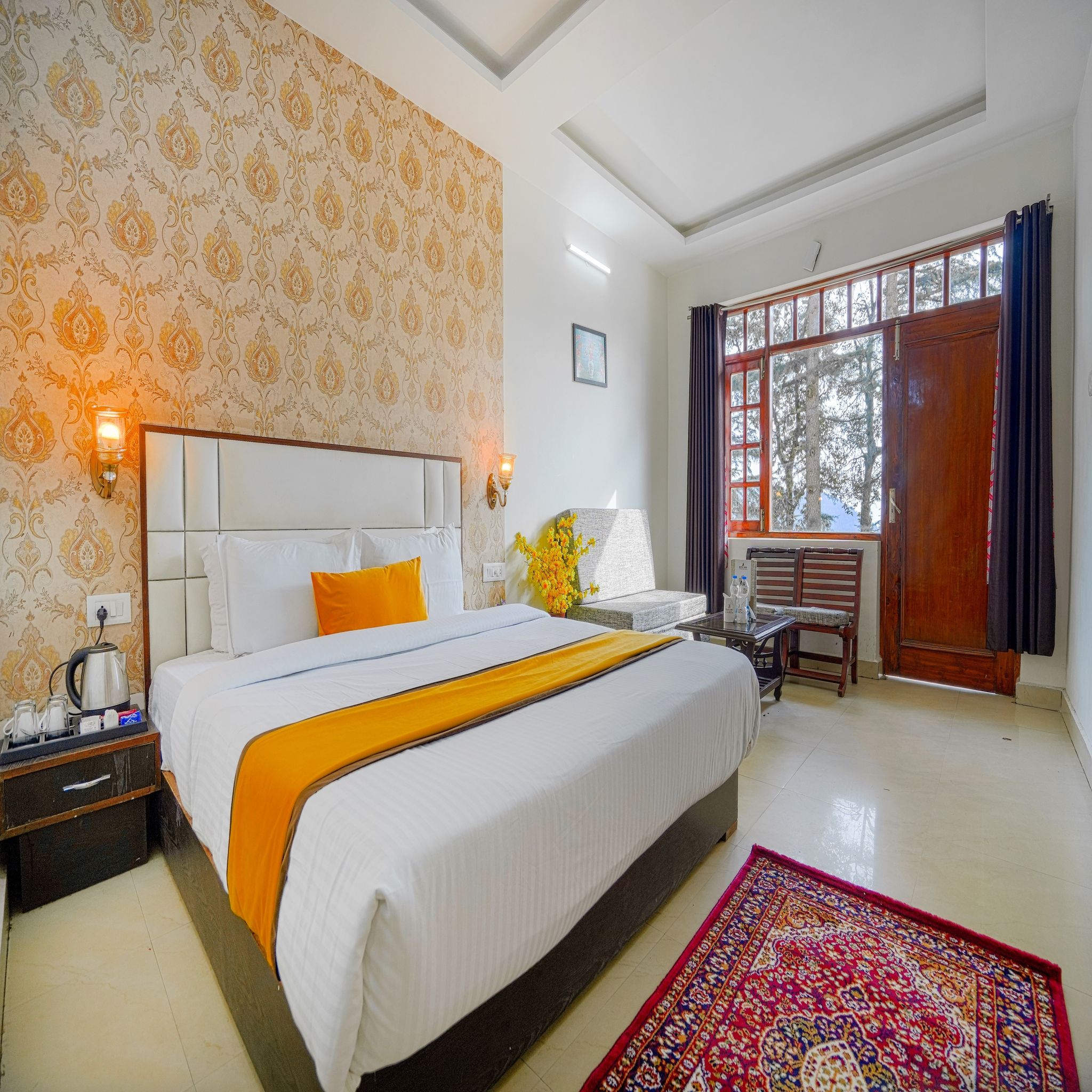 Deluxe Room with Valley View