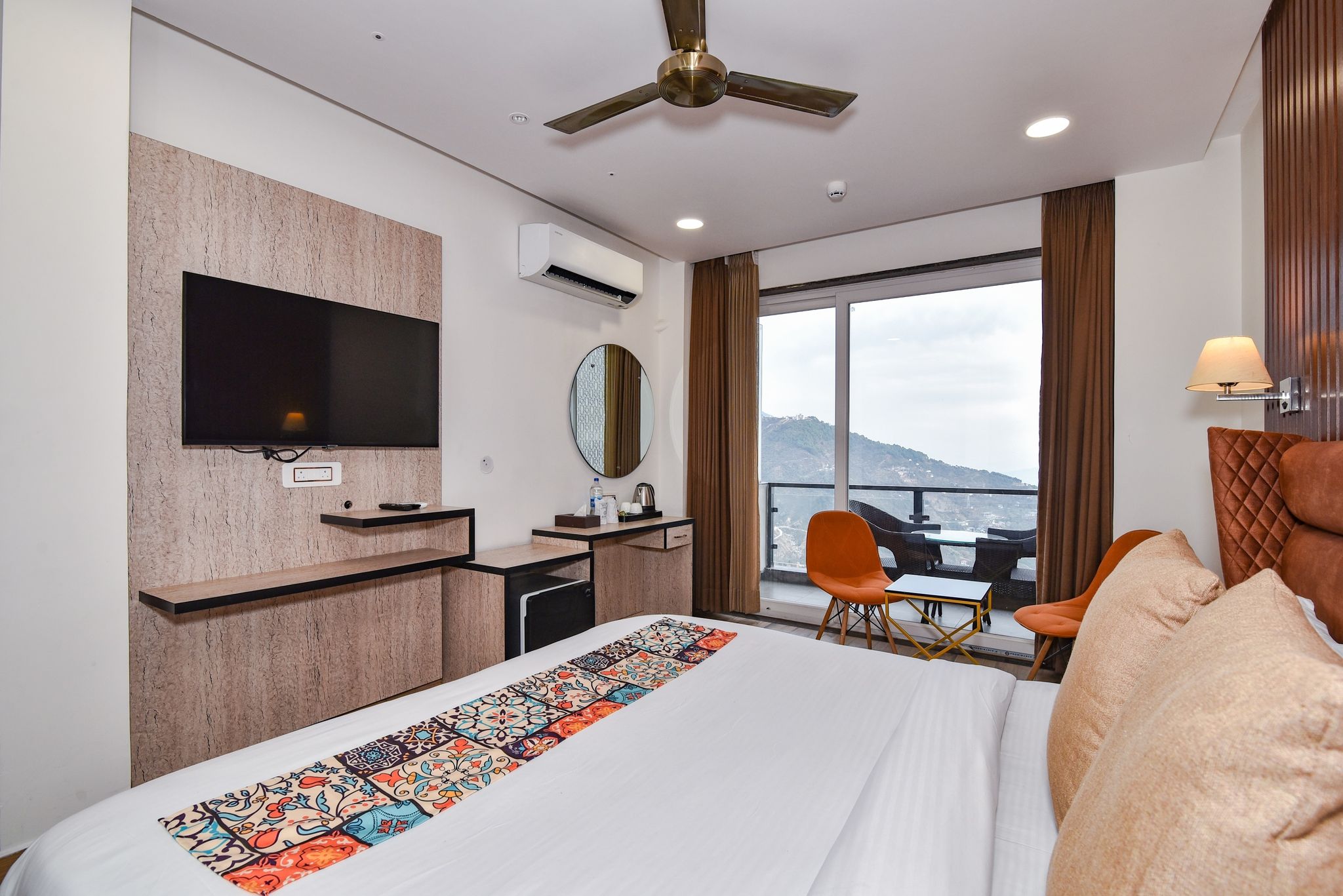 Himalayan View Super Deluxe Room with Private Balcony