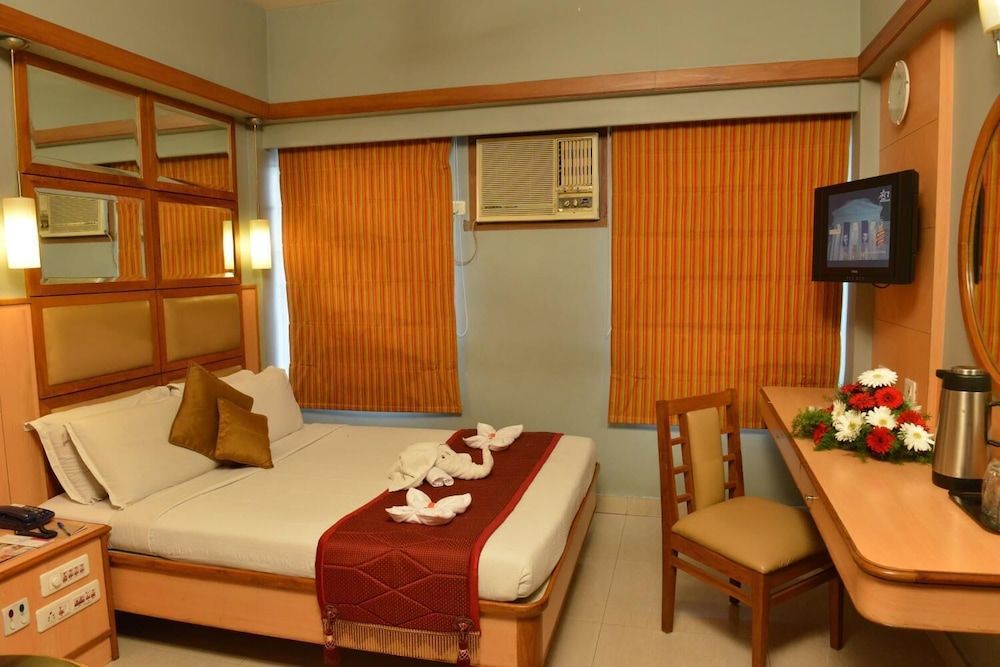 Sree Bharani Hotels Executive Double Room, 1 Queen Bed, City View