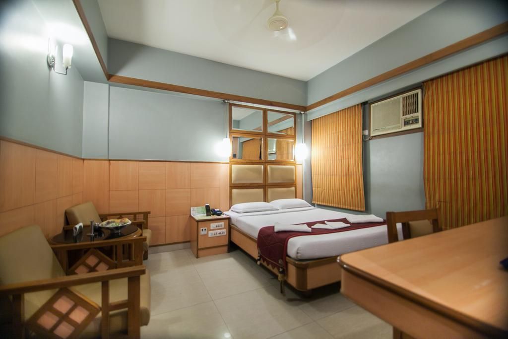 Sree Bharani Hotels Deluxe AC 2