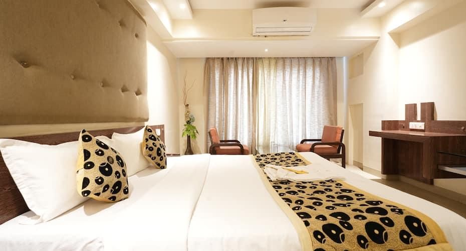 Hotel City Symphony Executive Double Room 4