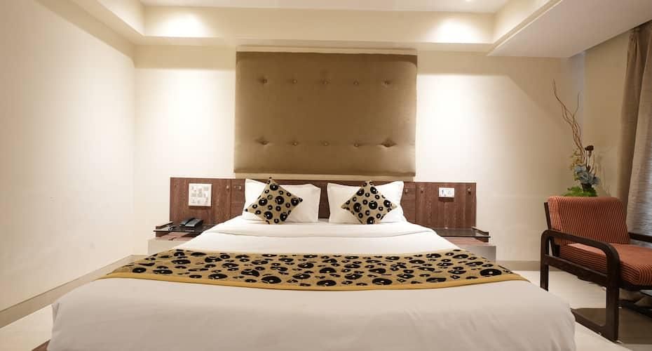 Hotel City Symphony Executive Double Room 5