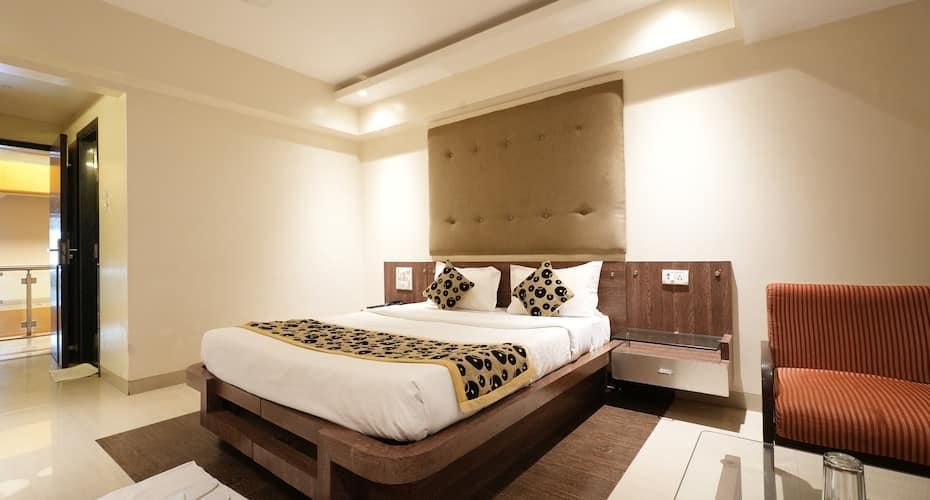 Hotel City Symphony Executive Double Room 6