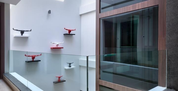 The Atara Near Golf Course Road Deluxe Room 3