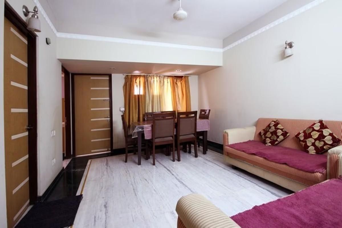 Hotel Shrinathinn Deluxe Room 2