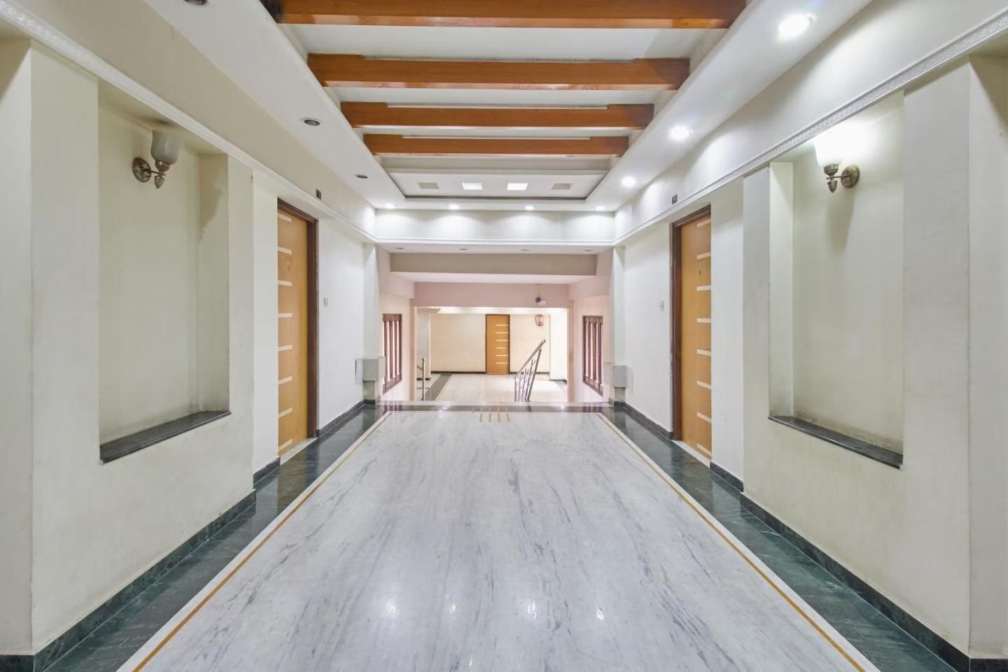undefined Hotel Shrinathinn 3