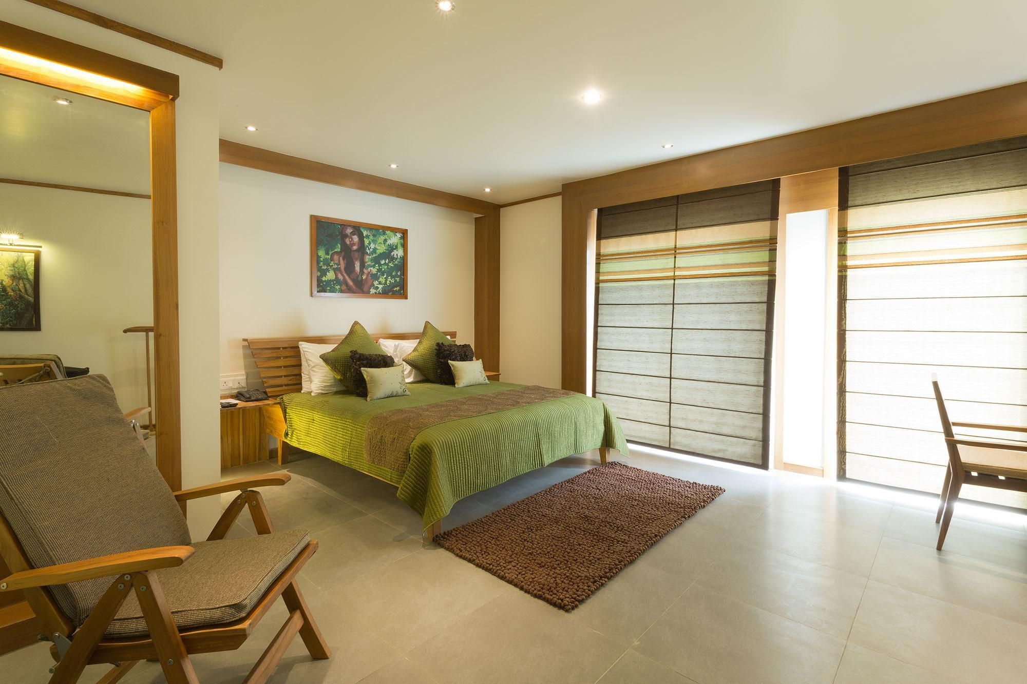 BRYS CAVES, The Jungle Resort Deluxe Cave