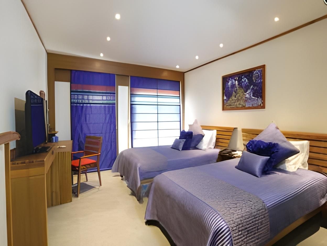 BRYS CAVES, The Jungle Resort Deluxe Cave 4