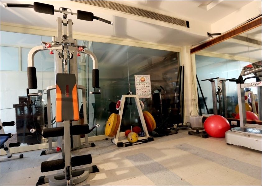 undefined Hotel Eqbal Inn 5