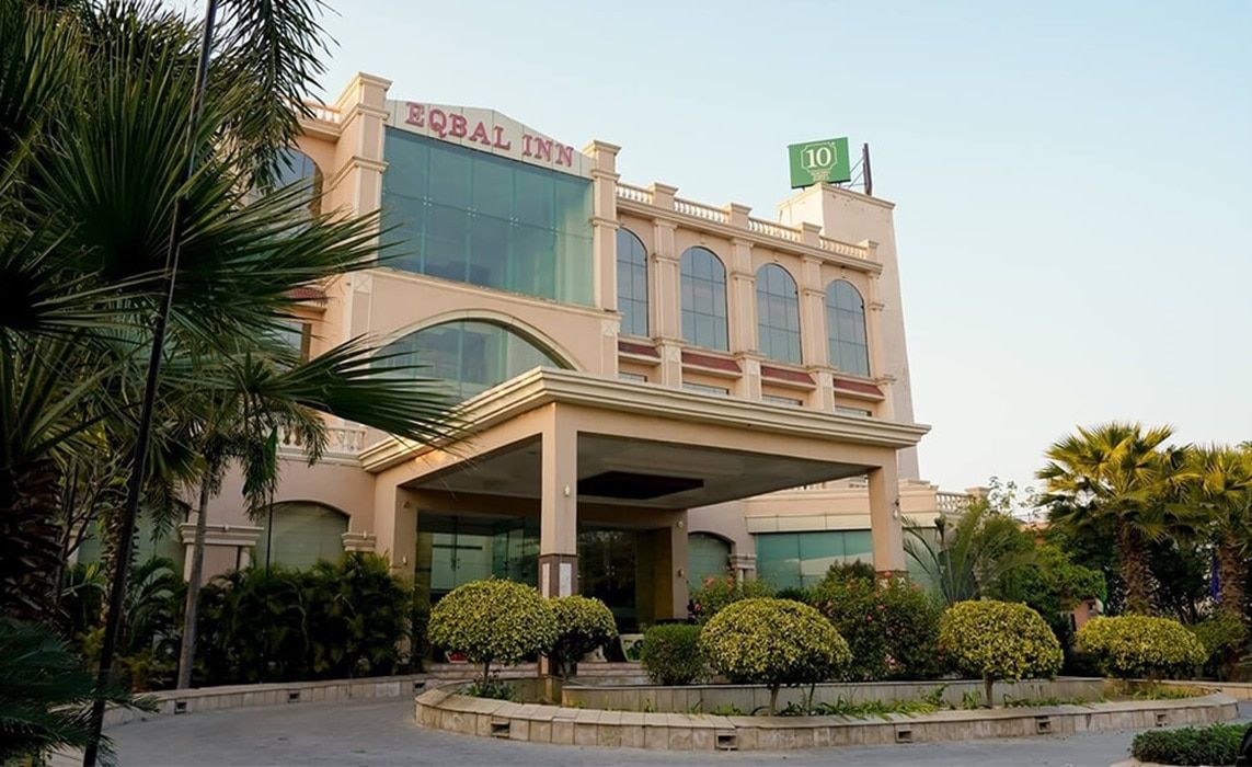 Hotel Eqbal Inn