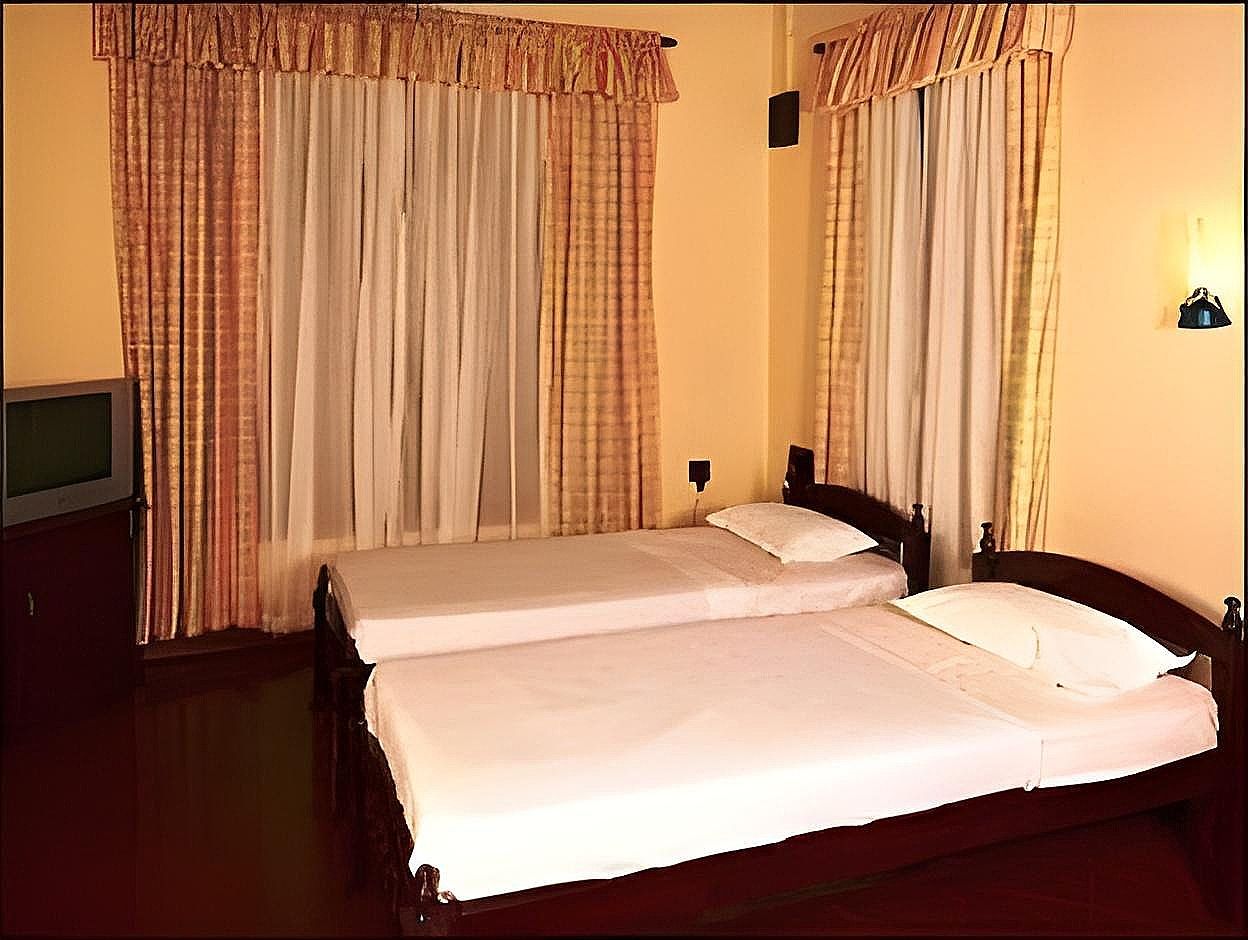 Deluxe AC Room
