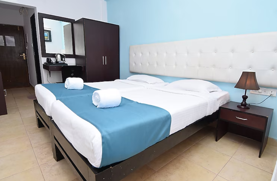 Silver Sands Holiday Village Standard Room 2
