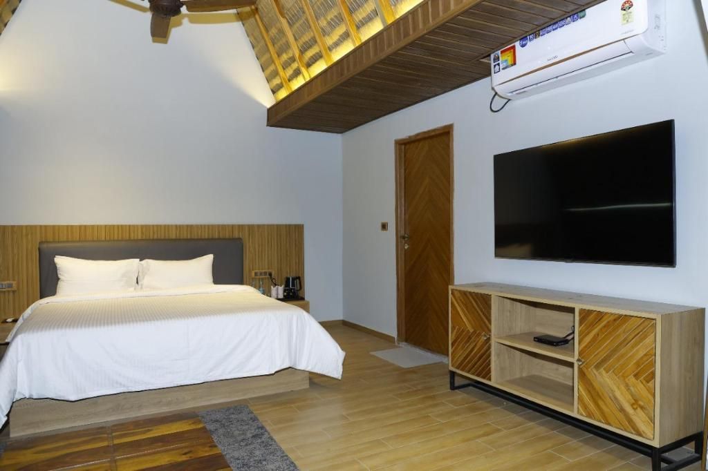 King Suite with Private Pool 