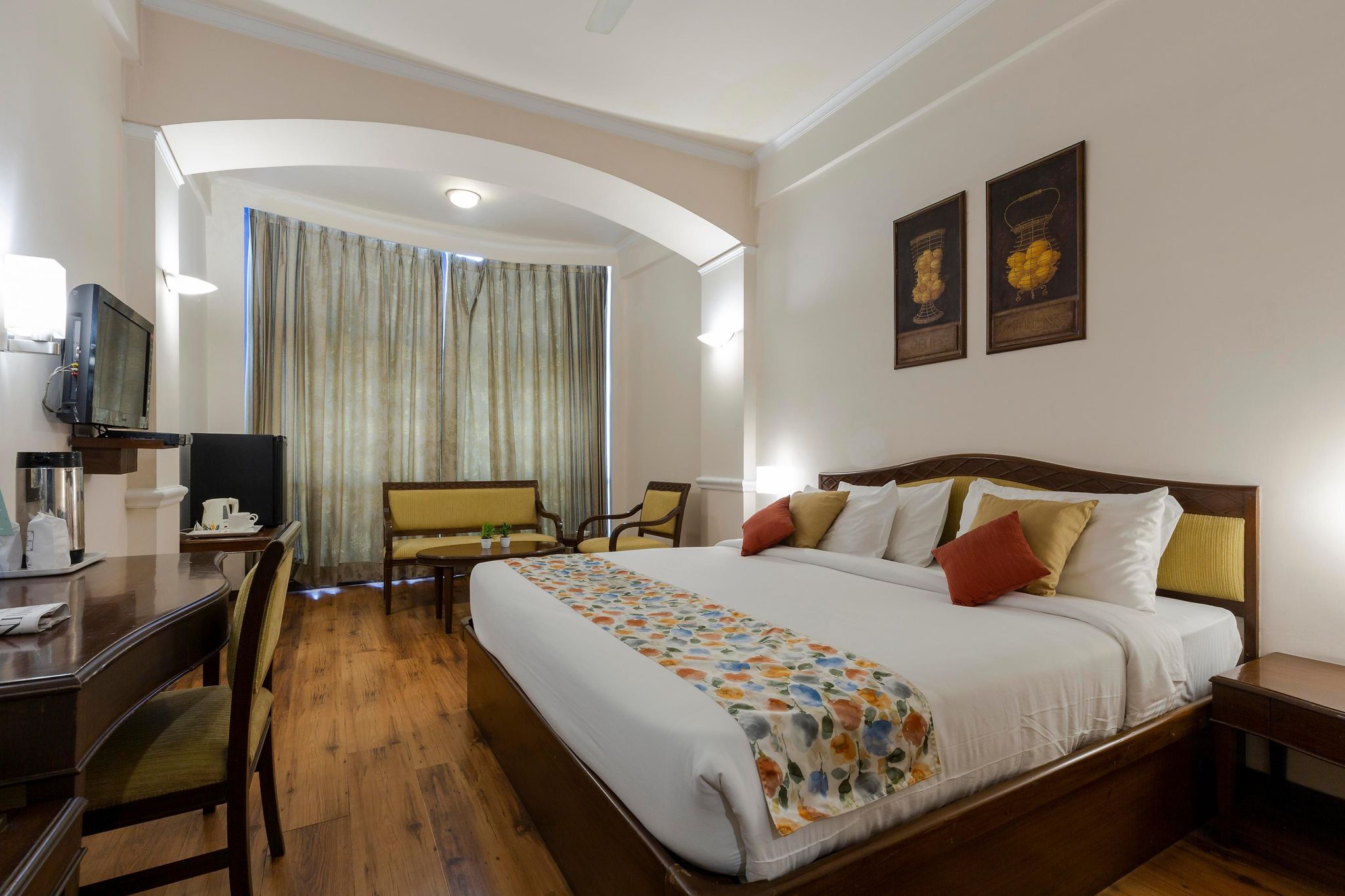 Hotel Crystal Palace Classic Room