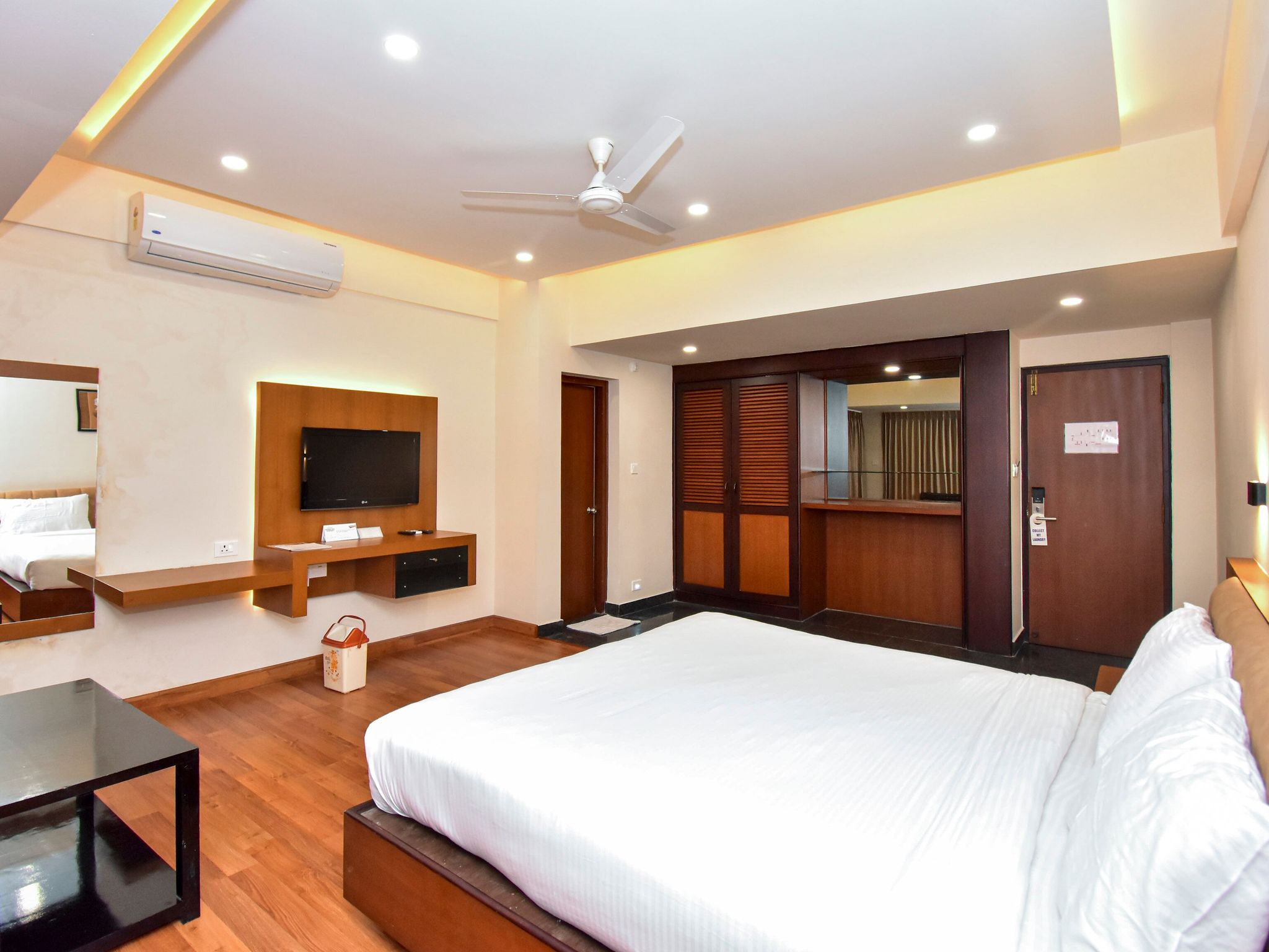Malabar Residency Deluxe Room Double 5