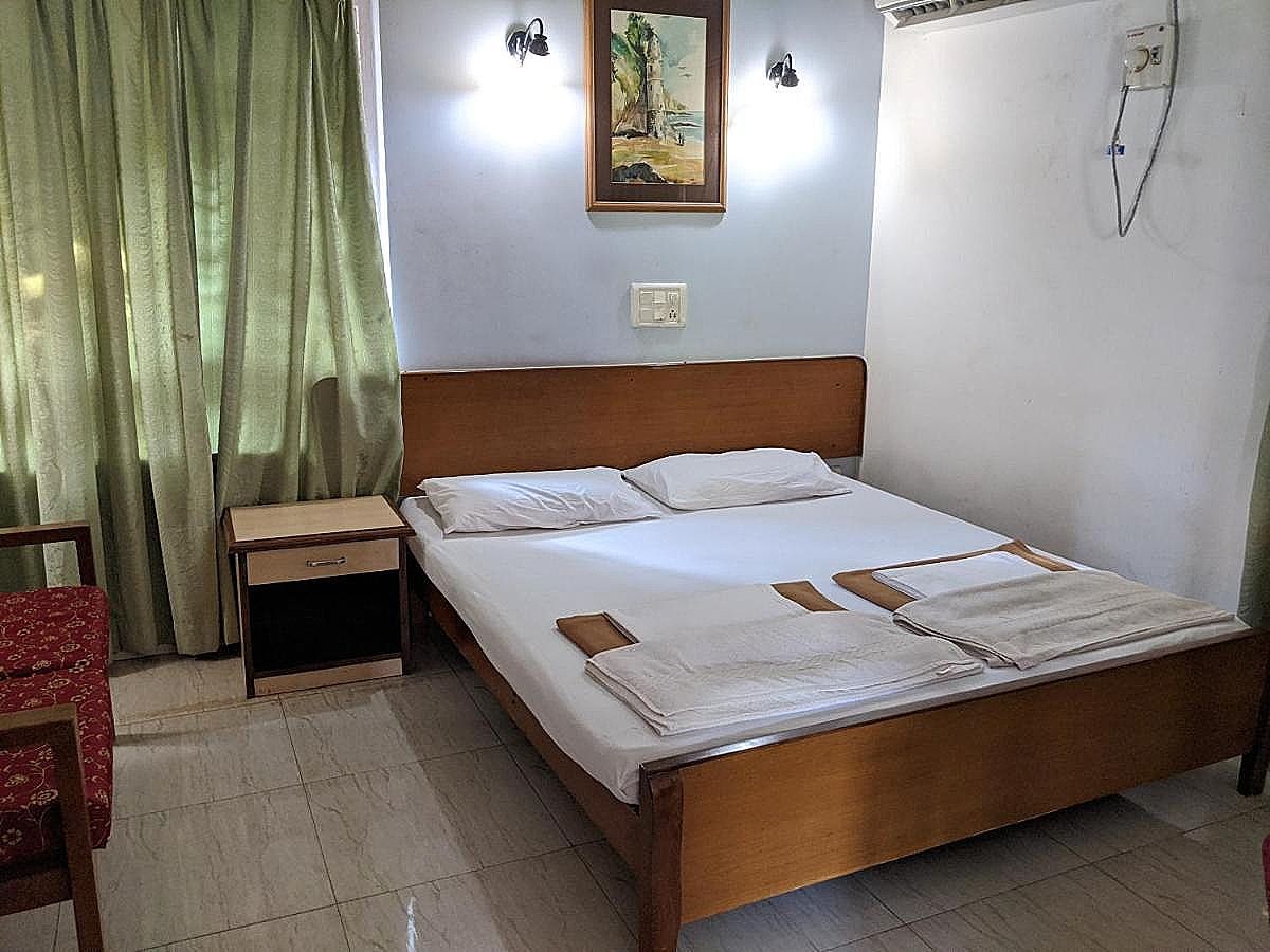 AC ROOM