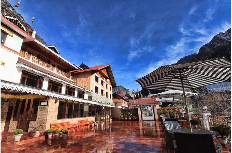 undefined Yarlam Resort 9