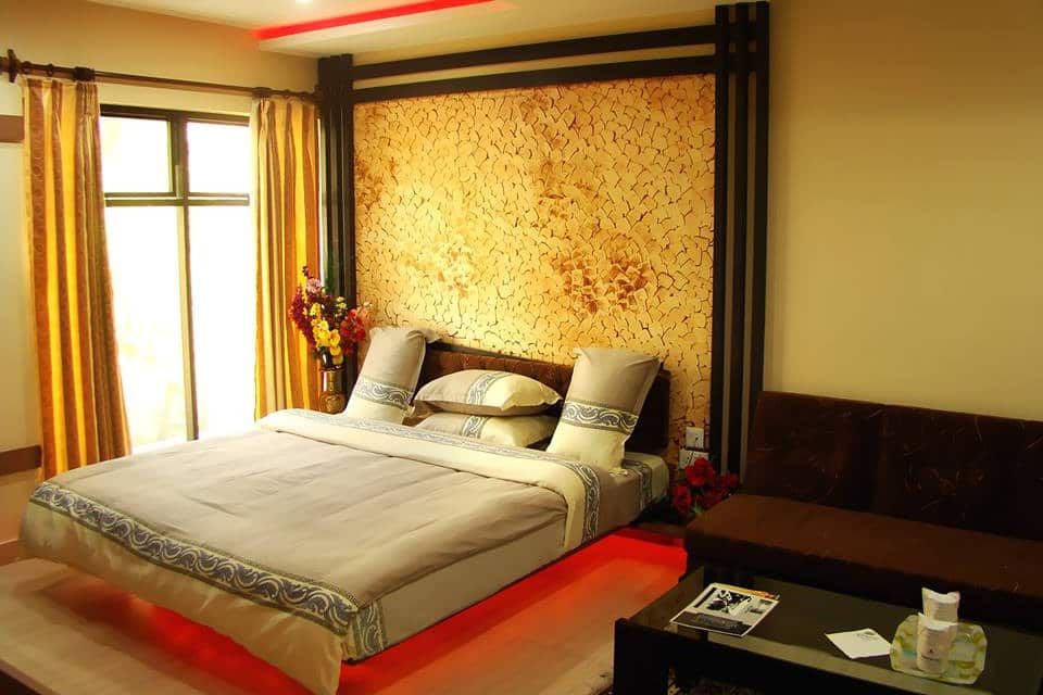 The Amarjeet Hotel Standard Deluxe Room 4