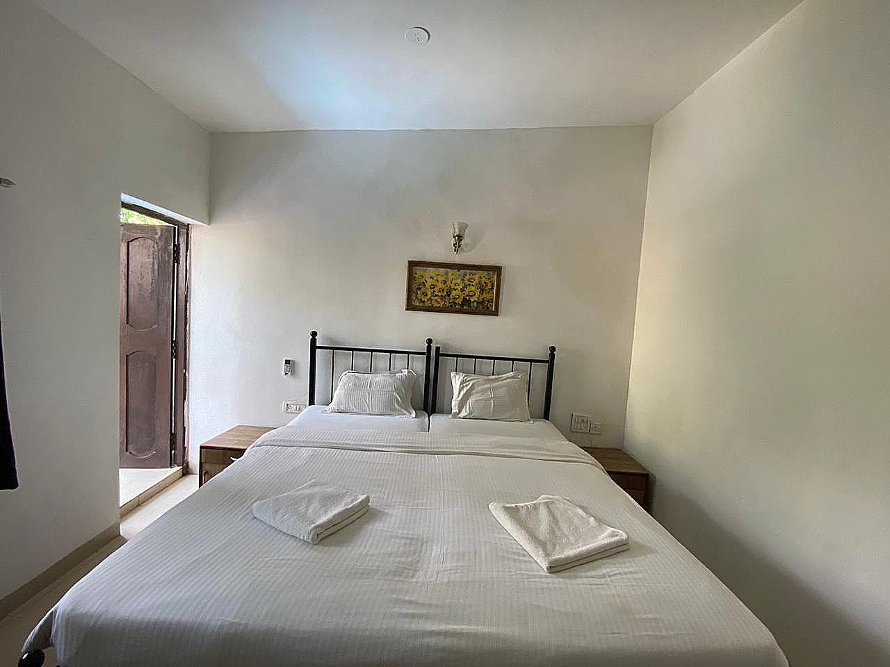 Hotel Linda by Dia Hotels Deluxe Room 5