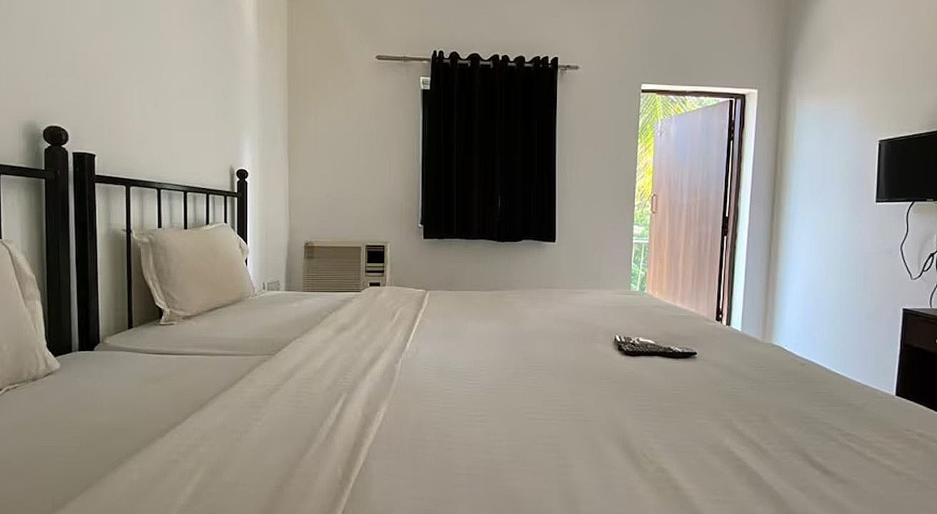 Deluxe Pool View with Balcony