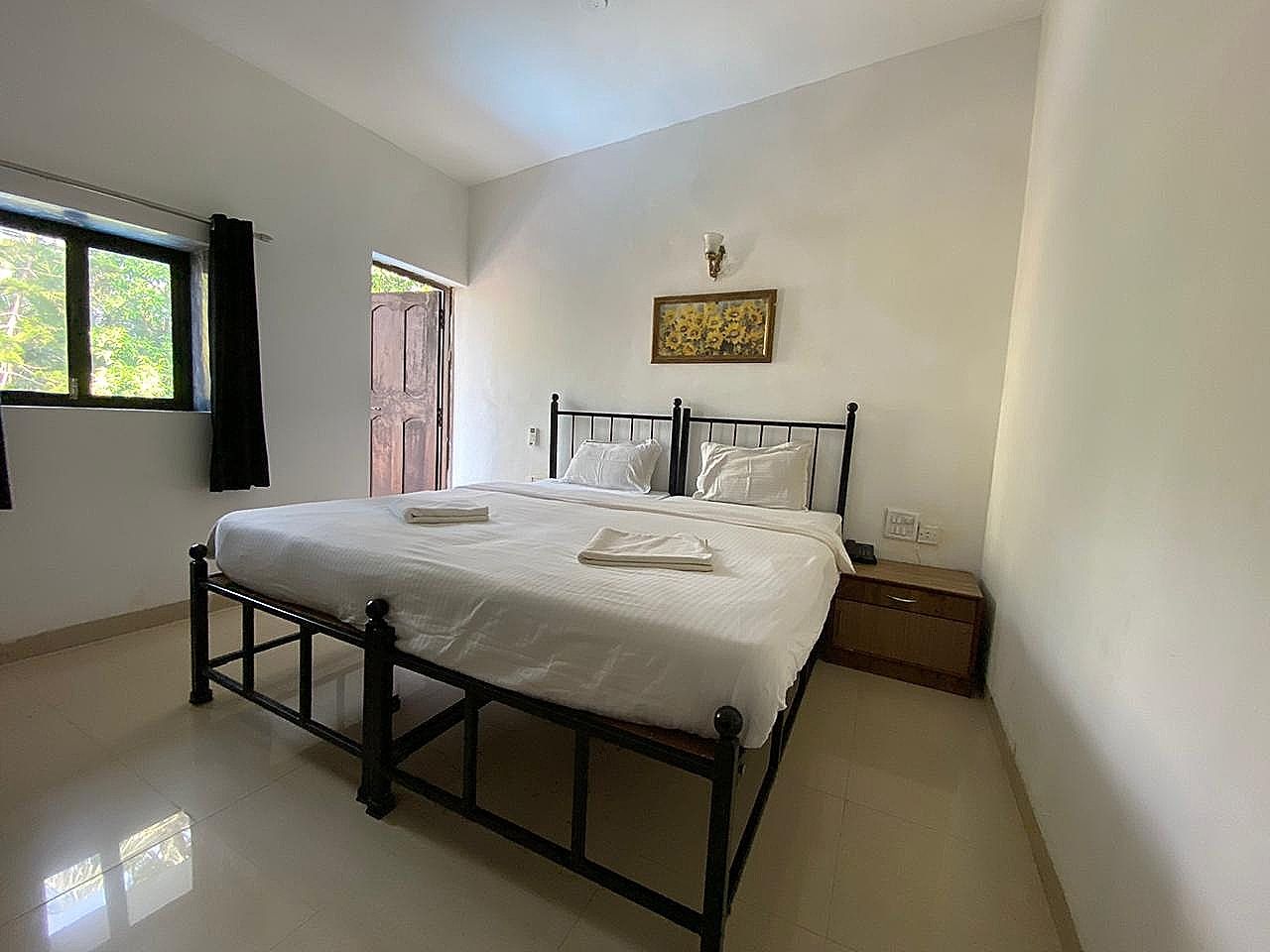 Hotel Linda by Dia Hotels Deluxe Room 3