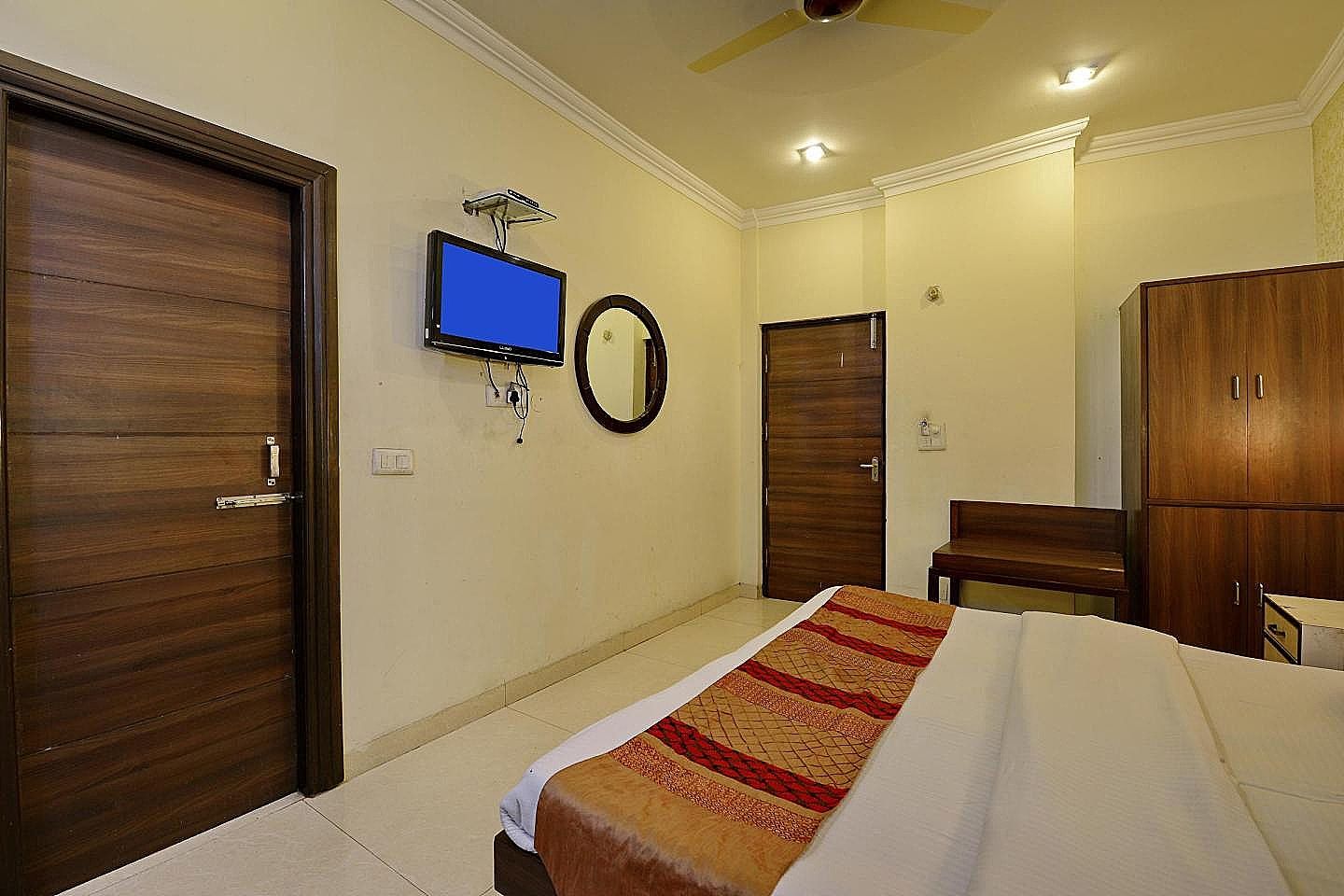 Hotel Diamond inn Deluxe Room 13