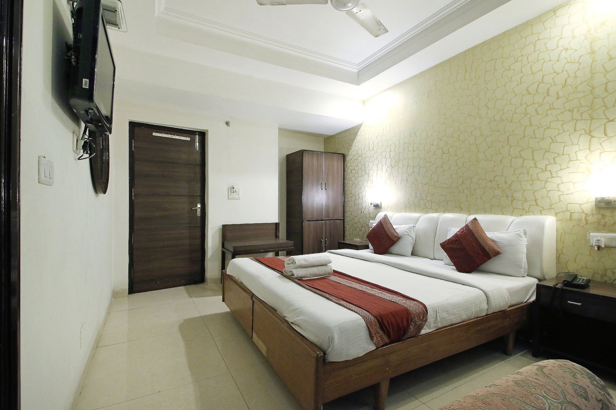 Hotel Diamond inn Deluxe Room 10