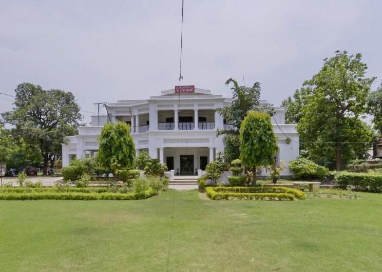 undefined Hotel Vivek 