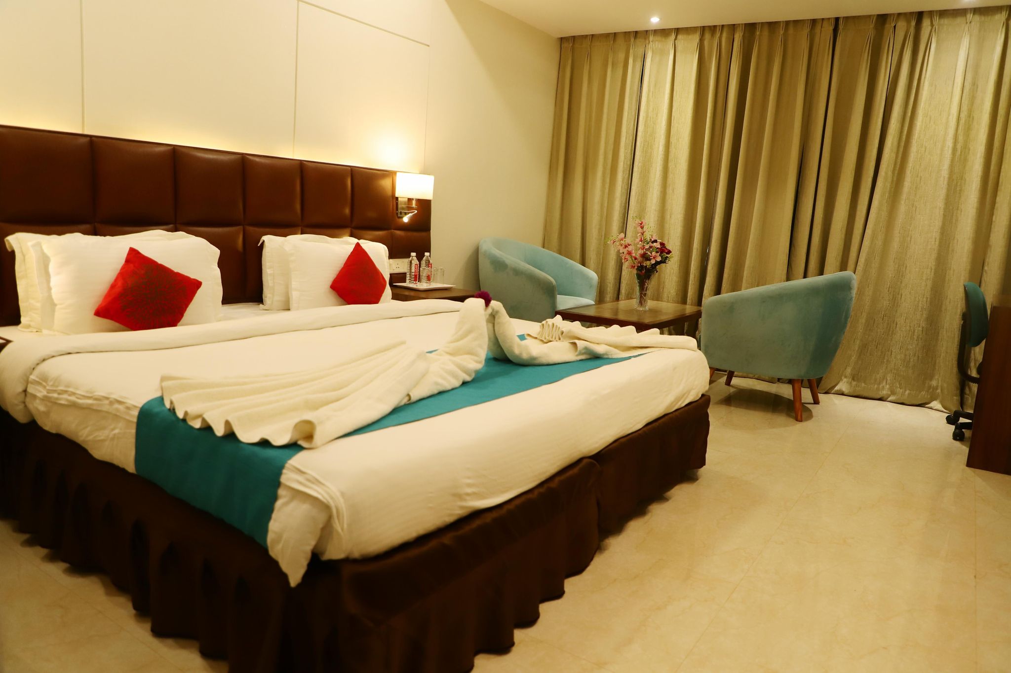 HOTEL ARUSHAN GRAND Deluxe Rooms