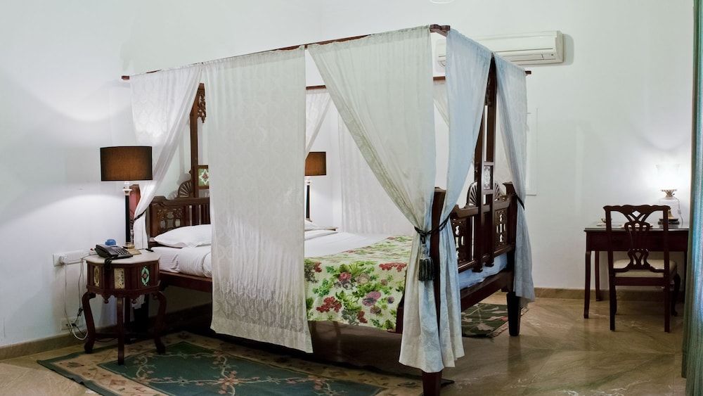 Neemrana Deo Bagh HERITAGE OLD-WORLD 9